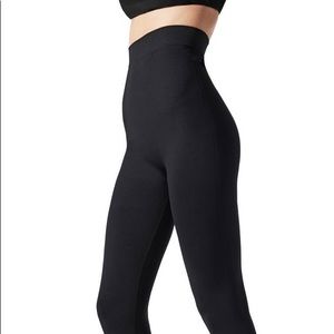 Blanqi high waisted postpartum leggings, medium
